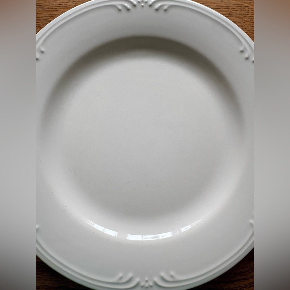 Vintage Pfaltzgraff Filigree Set of 2 Dinner Plates - Picture 8 of 17